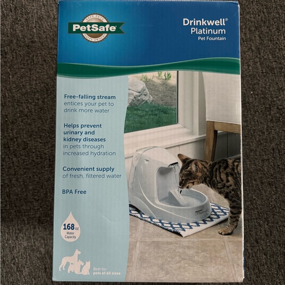 Brand New - PetSafe Drinkwell Platinum Fountain for Cats and Dogs - White - Picture 1 of 6